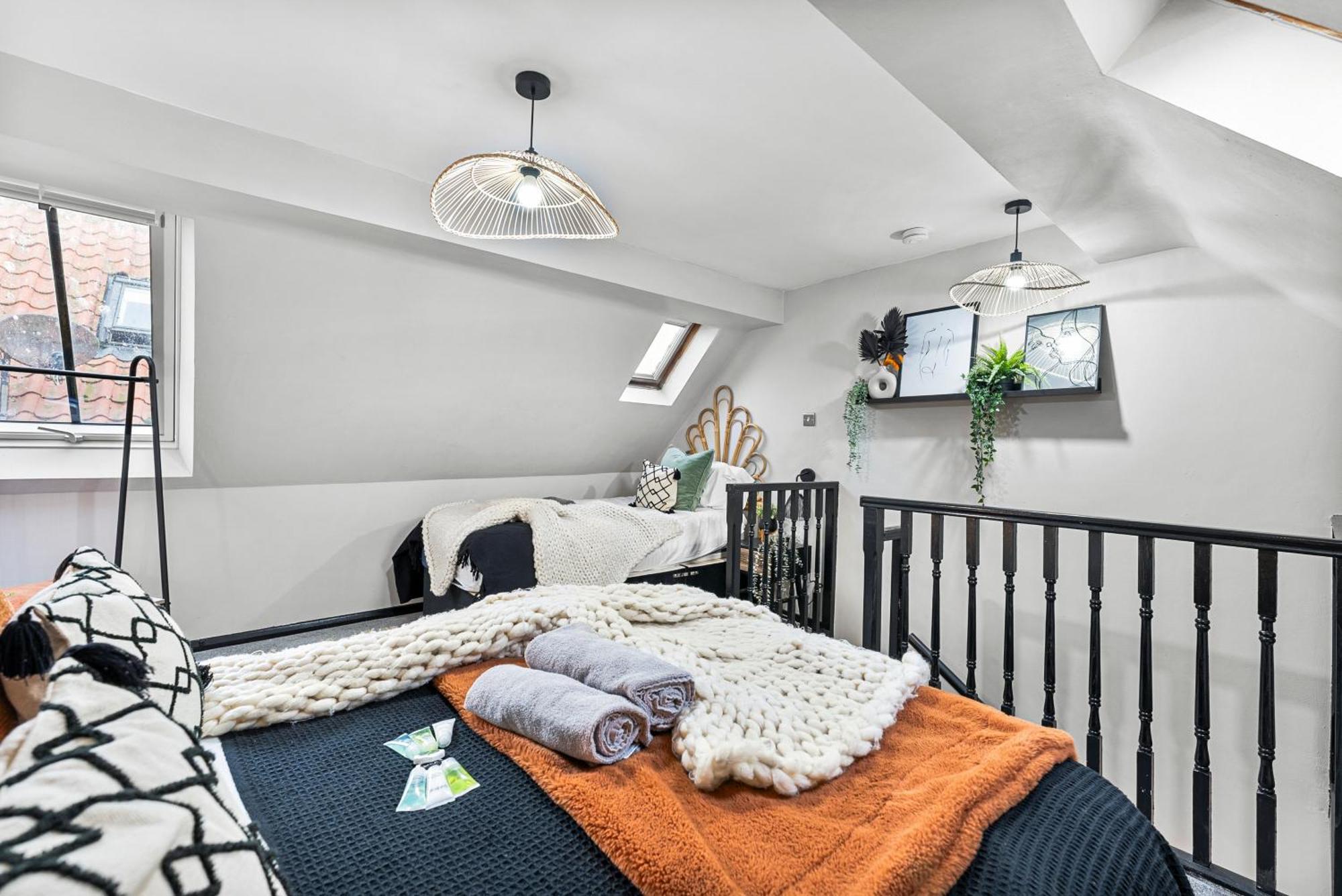 30 Percent Off! Elegant Cottage Of Whitby - Sleeps 5 Extérieur photo